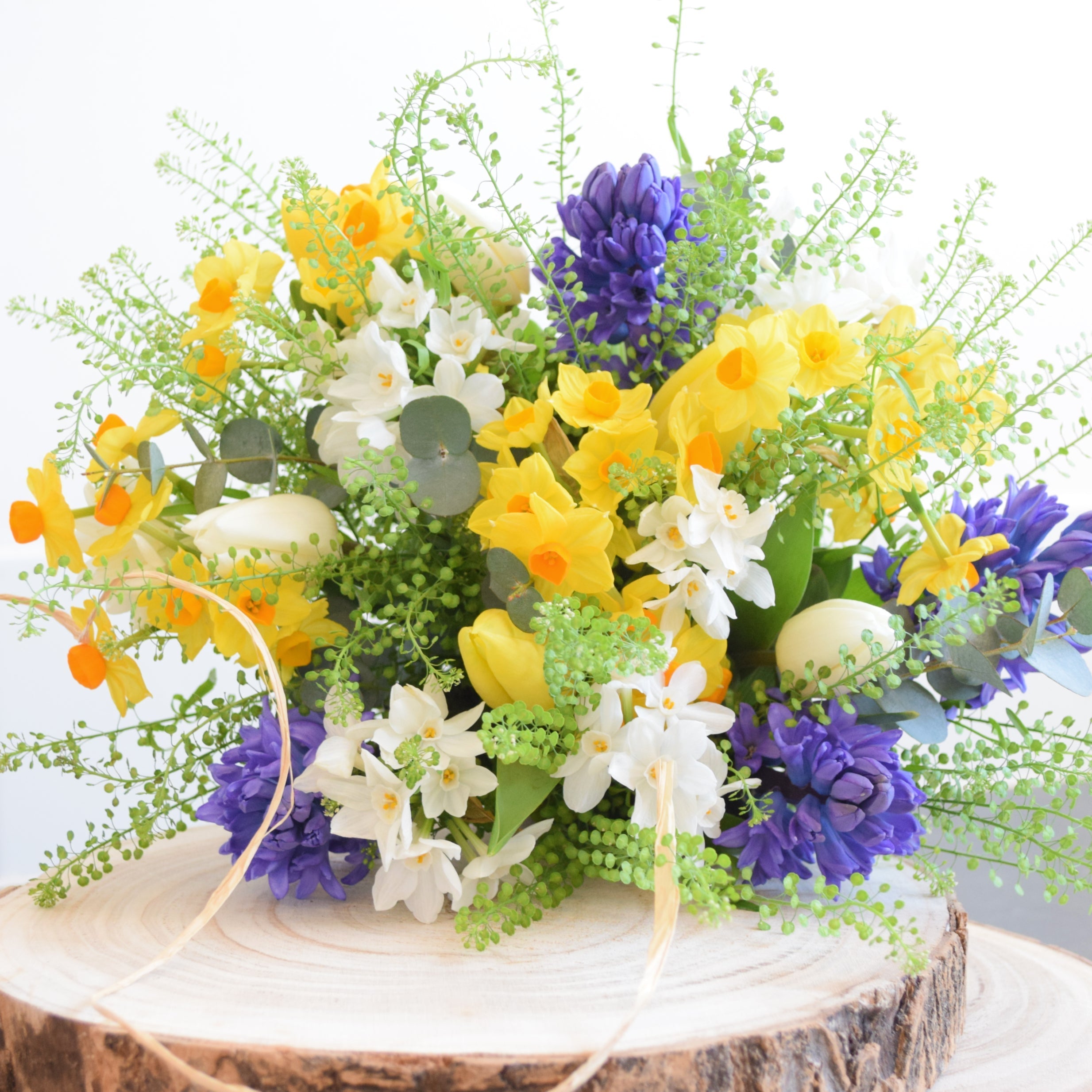 Celebrate Spring in Bloom: Discover Our Stunning Easter Flower Collection